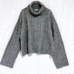 3310 ジーユー　GU パフィタッチ　タートルネックセーター　クロップド丈XL