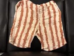 ハーフパンツ　ストライプ柄140サイズ　半ズボン　軽い 薄手