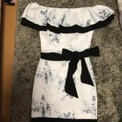 キャバ オフショルミニドレス