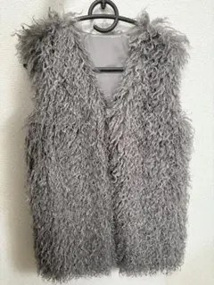 グレーのアクリルファーコート L