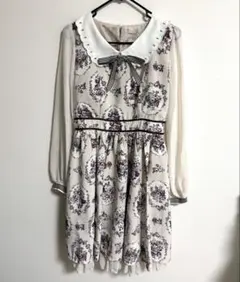 axes femme POETIQUE 花柄 ローズ柄 ワンピース