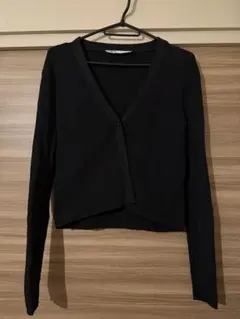 ５月末まで出品 ZARA ザラ　黒無地　カーディガン　タイトめ　ショート丈