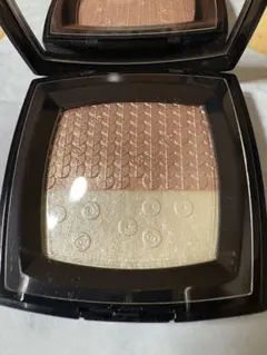 特別限定品Chanelデュオプードゥルルミエールハイライト