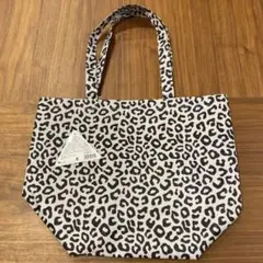 豹柄　トートバッグ　アニマル柄　マザーズバッグ　ツルツル素材　エコバック