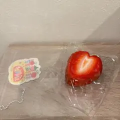 苹果派不甜 アップルパイは甘くない スクイーズ いちご - メルカリ
