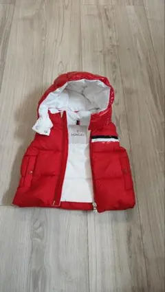 MONCLER キッズ ダウンベスト レッドのサムネイル
