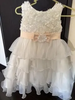 ホワイトフラワー装飾ドレス