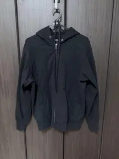 UNIQLOスウェットフルジップパーカ　ブラックMサイズ
