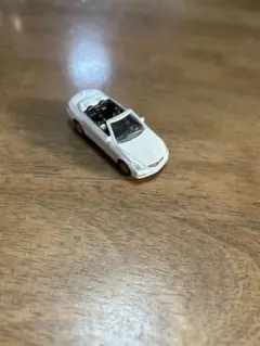 ミニカー　おもちゃ　ホワイト