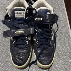 Item thumbnail for item 5a2bb7f9-a258-4f5e-9eea-9f648811deb6