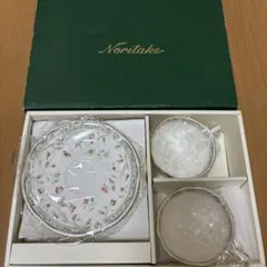 ノリタケ　ティーセット