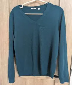 UNIQLO ウールVネックセーター XL