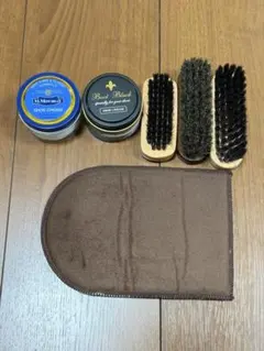 【値下げ中】シュークリームとブラシセットのサムネイル