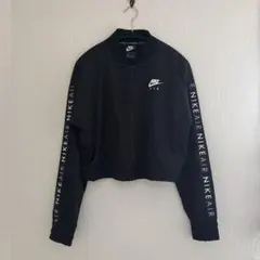 NIKE クロップドジャケット ブラック S