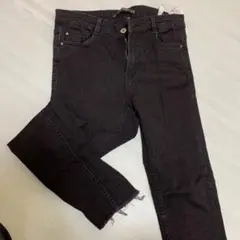 ZARA ダメージデニム ジーンズ パンツ　ブラック
