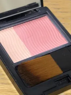 ETVOS ミネラルプレストチーク（サーモンピンク）