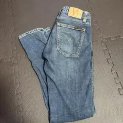 Item thumbnail for item b1913d5f-8b2a-4b4a-9caf-847995ea1056