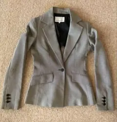 グレー テーラードジャケット