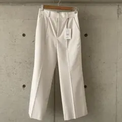 トゥモローランド　マカフィー　パンツ　タグ付き(生成り)