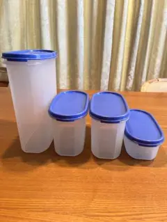 Tupperware タッパーウェア 保存容器 4個セットのサムネイル