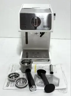 美品♪デロンギ アクティブ エスプレッソ カプチーノメーカー ECP3220Jのサムネイル