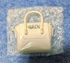 Item thumbnail for item 6f780cad-8c11-4b7a-a3da-b85ab7052f41