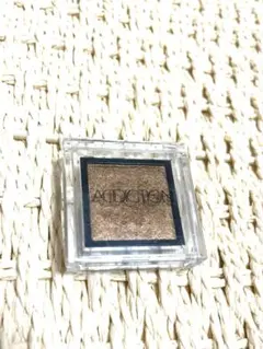 ADDICTION ブラウン系アイシャドウ　074 Fudge