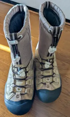 Item thumbnail for item a1b4117a-41b3-4bad-b800-093fa5f28430