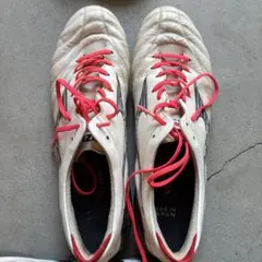 Mizuno Morelia Neo ホワイト/レッド スパイクシューズ - メルカリ