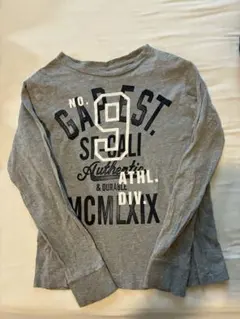 GapKids グレー ☆ロゴ☆長袖カットソー 130cm