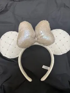 ディズニー　ホワイト ハート型リボン カチューシャ