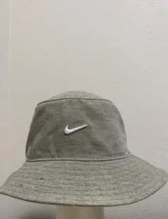 Item thumbnail for item ded8b5b5-ad50-4d0e-bf0e-8d3d6bfc5361