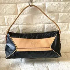 ［美品］HUNTING WORLD ショルダーバッグのサムネイル