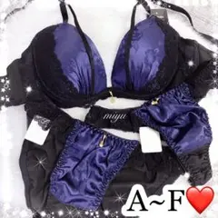 再入荷❣️コードサテン♥️ブラジャーショーツTバック3点セット♡ピーチジョン系
