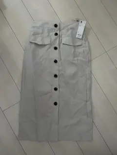 GUタグ付きオフホワイトデニムフロントボタンナローミディスカートＳサイズ