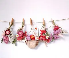 ピンク系小花とアンティークカップのドライフラワースワッグガーランド