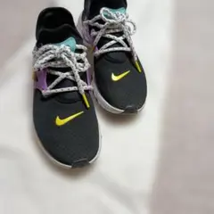 Nike スニーカー ブラック/イエロー/パープル