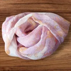 ピンク系模様入りストール　薄手