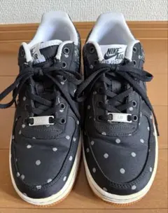 ナイキ スニーカー エアフォース1 '07 LV8 ブラック 24.5㎝