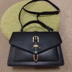 ブラックショルダーバッグ 合成皮革