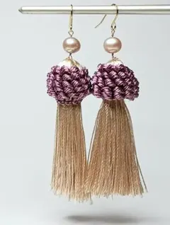 【新作】大人上品　淡水パール×ピンクベージュ フリンジピアス　ハンドメイド