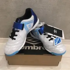 Umbro アクセレイターSB JR WIDE 21.5cm