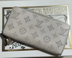【美品】LOUIS VUITTON マヒナ ジッピーウォレット