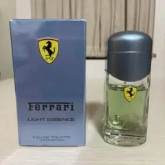 フェラーリ ライトエッセンス オードトワレ 30mlのサムネイル
