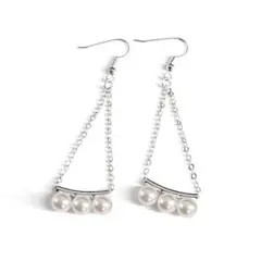 535新作☆ヒット商品☆トリプル パール バー ピアス アクセサリー☆