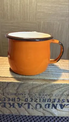 美品1点限りポーランド産エマリア製ミルクパンオレンジ直径14.5cm