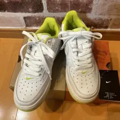 新品未使用　Nike Air Force 1 ホワイト/ライムグリーン　ロウ