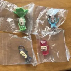【こびとづかん おすわりマスコット4】 4種　ガチャ