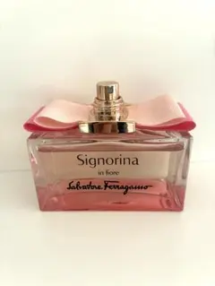 Salvatore Ferragamo 香水 蓋なしSignorina