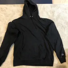 Champion ブラック フード付きパーカー